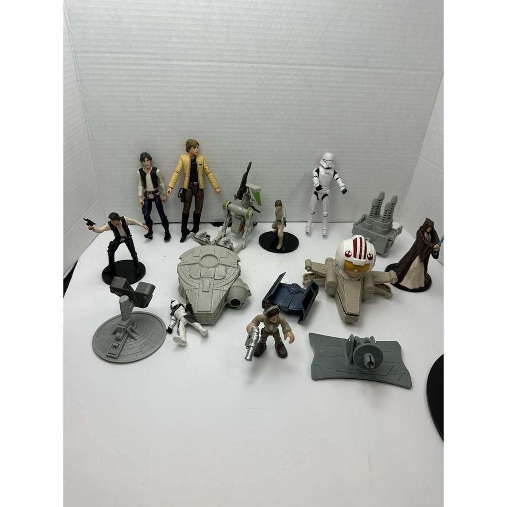 Star Wars Action Figure & Accessory Lot Han Solo Luke Skywalker Stormtrooper Mix